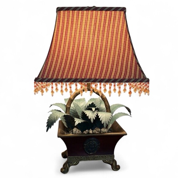 Vintage Tole Style Lamp Cache Pot Base Metal Leaf Plant With Beaded Shade 22.5" - Picture 3 of 7